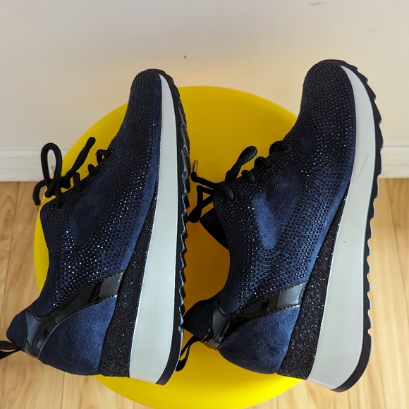 35 EVY ALMOND TOE PLATFORM EMBELLISHED SNEAKER IN NAVY FAUX SUEDE - Picture 6 of 13